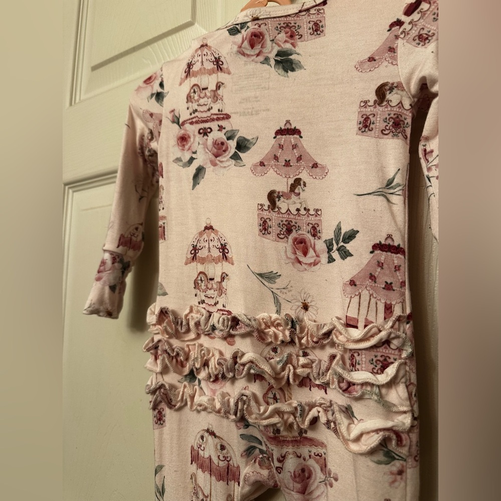 Posh Peanut Parsian Carousel Ruffle Bamboo Footie 6-9m EUC